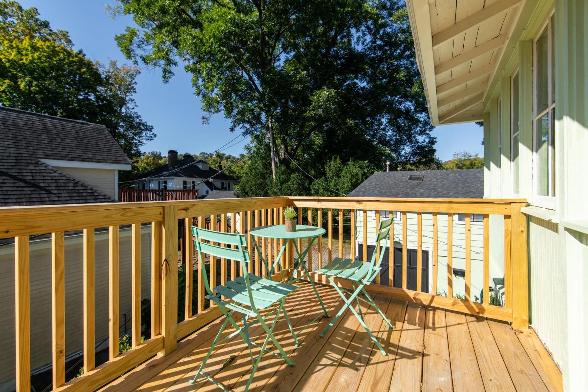 Loft On Capital - Ideally Located To Distilleries Frankfort Exterior photo
